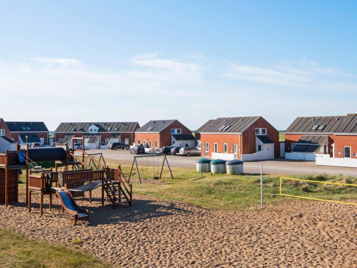 4 Person Holiday Home In R M Sønderby Esterno foto